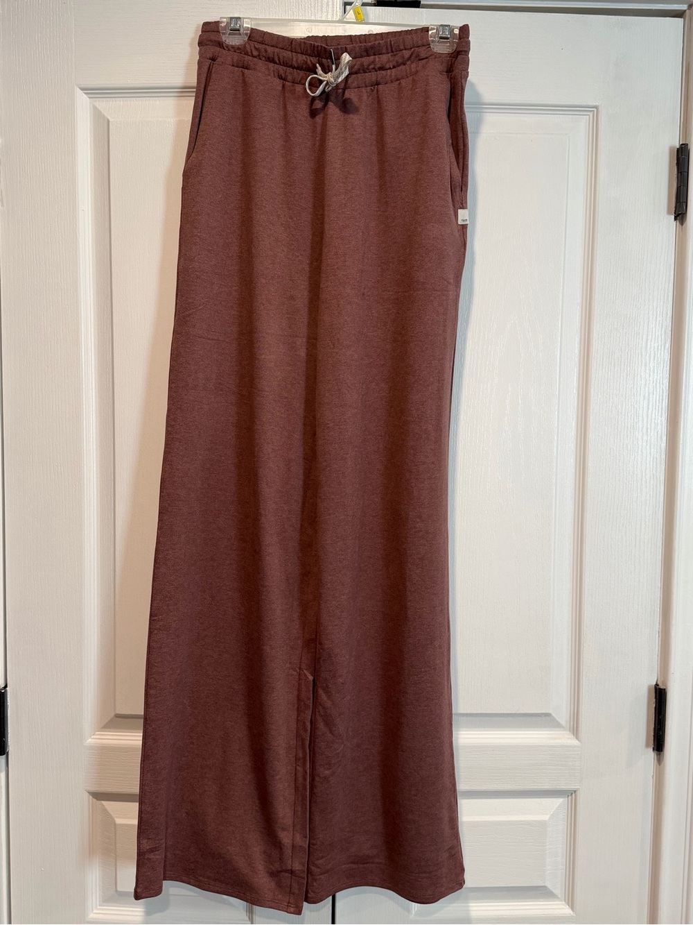 Vuori Halo Essential Wideleg Pant
